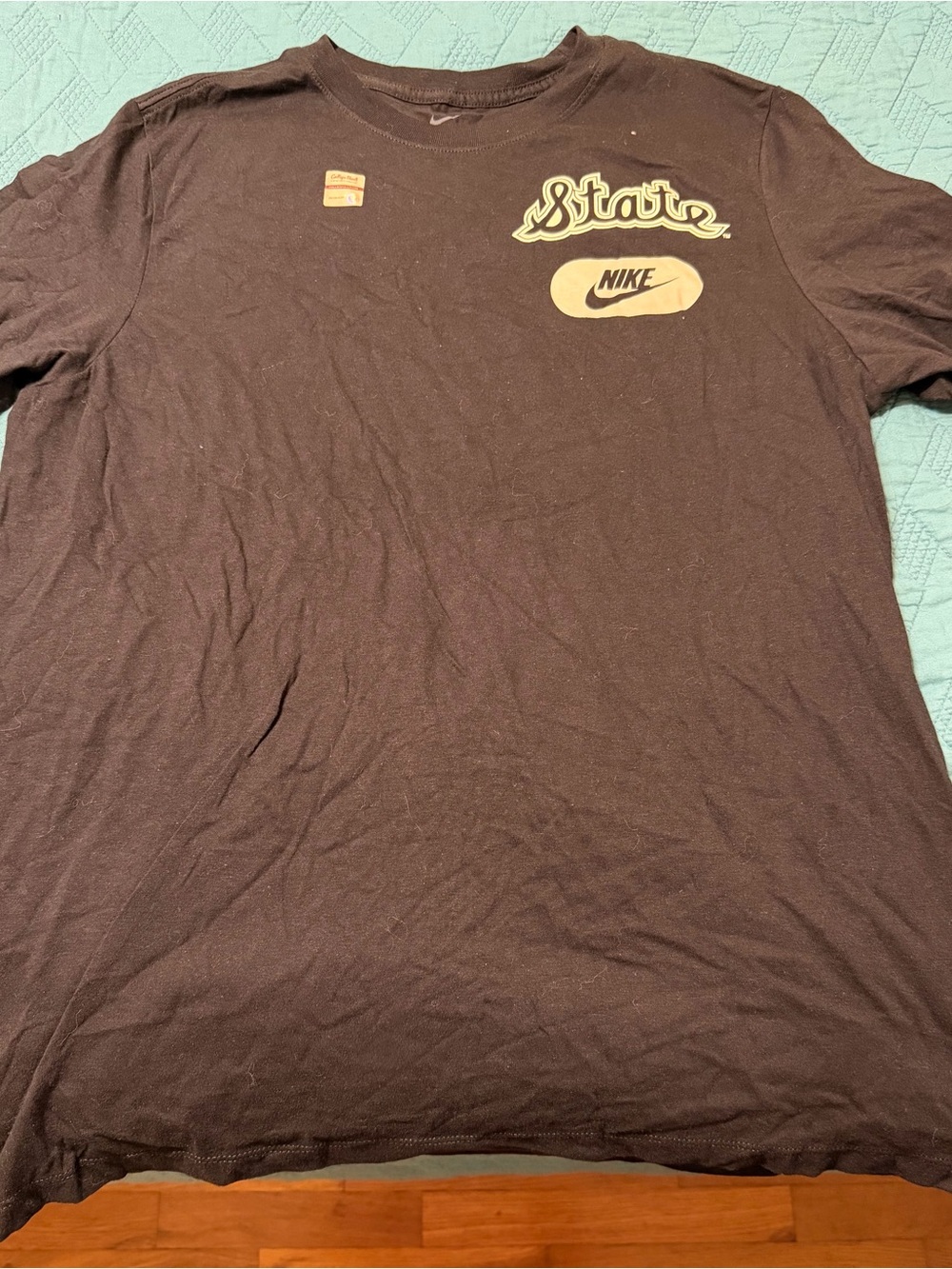 Nike Men’s Black Graphic 'State' Short Sleeve Tee